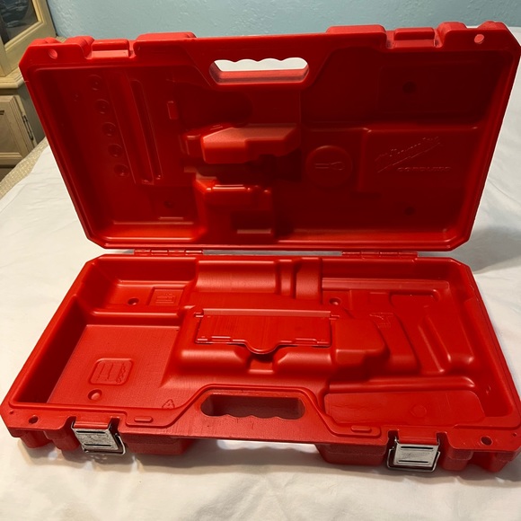 Heavy duty Milwaukee tool boxes - Picture 4 of 8